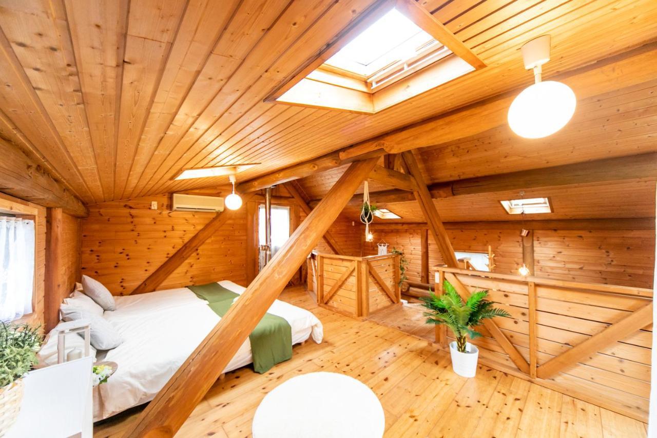 Seaside Log House Awaji